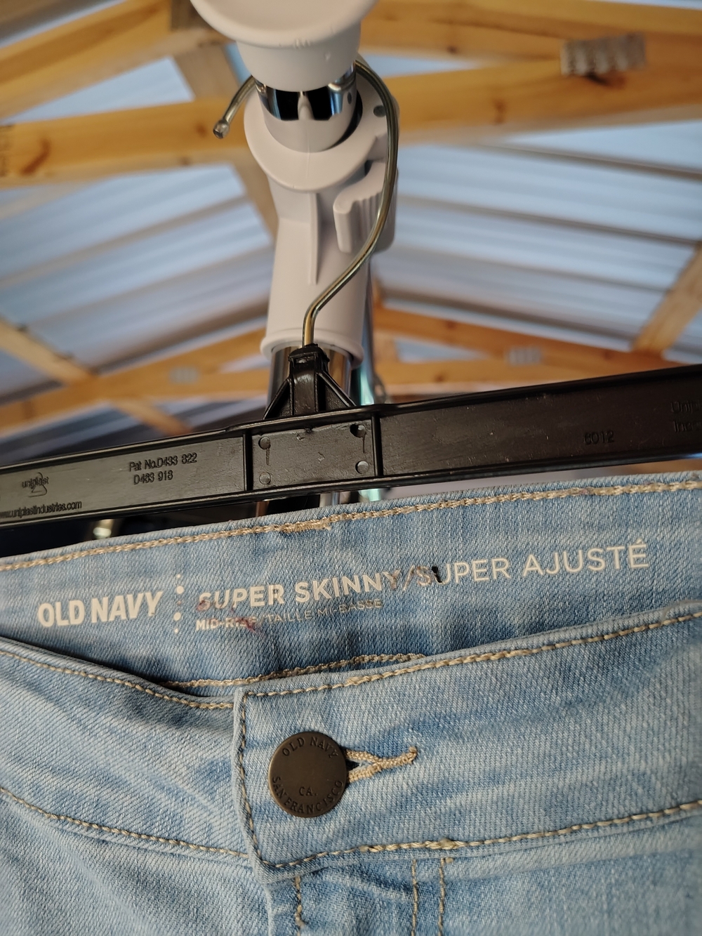 Old Navy Women’s Super Skinny Jeans in Light Blue